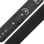 COQUETTE CHIC DESIRE - FANTASY-HANDSCHELLEN AUS VEGANEM LEDER MIT NOPRENE-FUTTER COQUETTE FANTASY